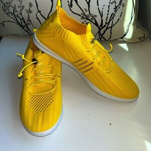 NWT Danskin yellow sneakers slip on sock stretch tops white bottoms